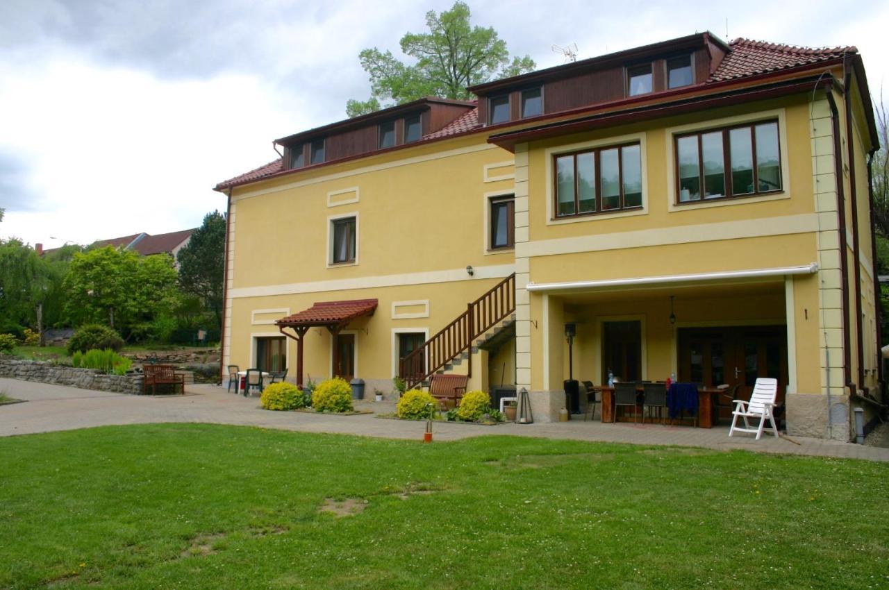 Bed and Breakfast Penzion Art Kutná Hora Zewnętrze zdjęcie